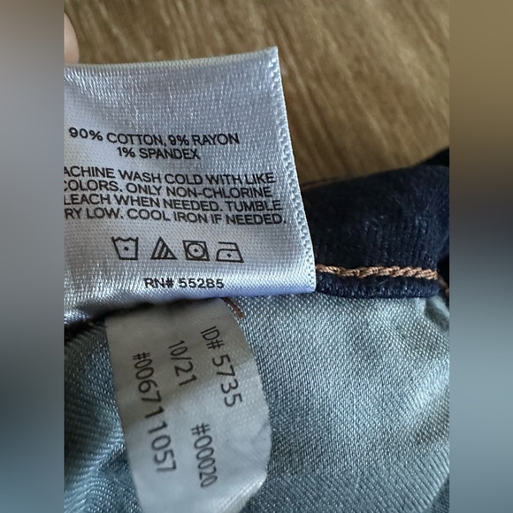 NWOT Express Jeans - Picture 9 of 9